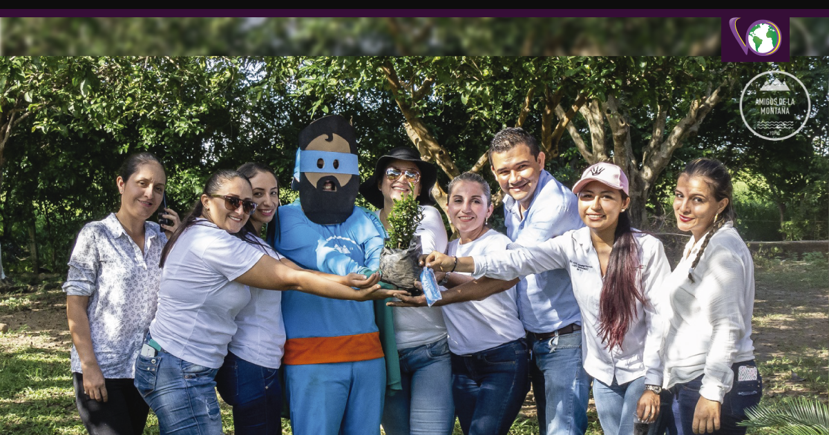 Ayer, La Américas, Cravo Man y los Amigos de la Montaña realizaron múltiples actividades para conmemorar el Día internacional del Medio Ambiente.﻿